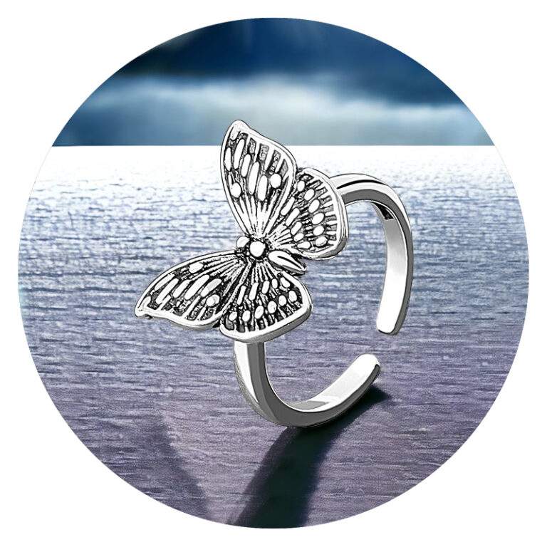 Ring met prachtige vlinder