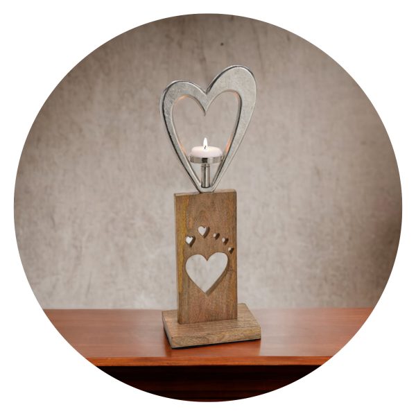 Metalen hart op houten sokkel met lichtje